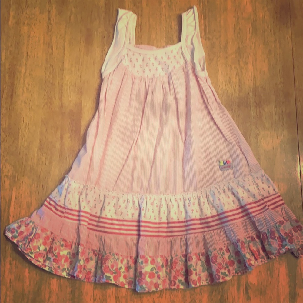 Adorable lightweight and comfy dress